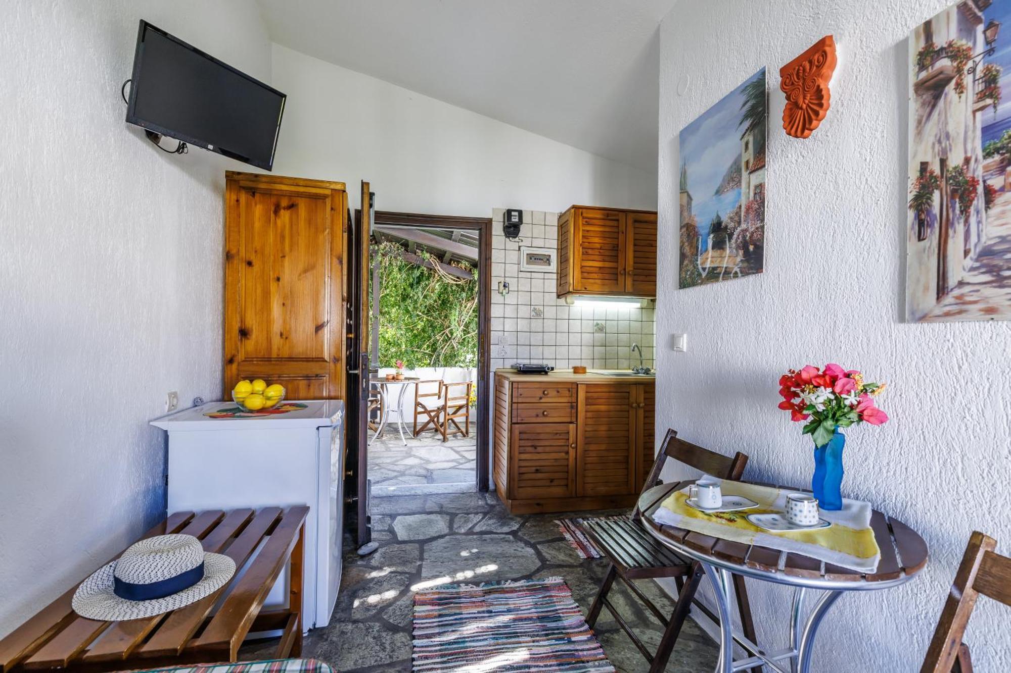 Studios Elpiniki Città di Skopelos Esterno foto